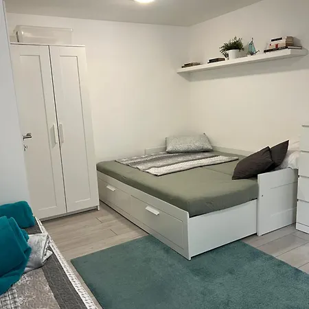 Nabrezna Nové Zámky