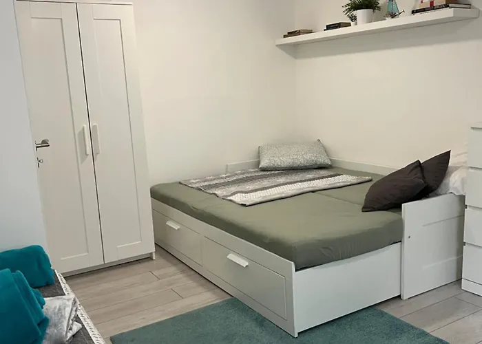 Nabrezna Nové Zámky